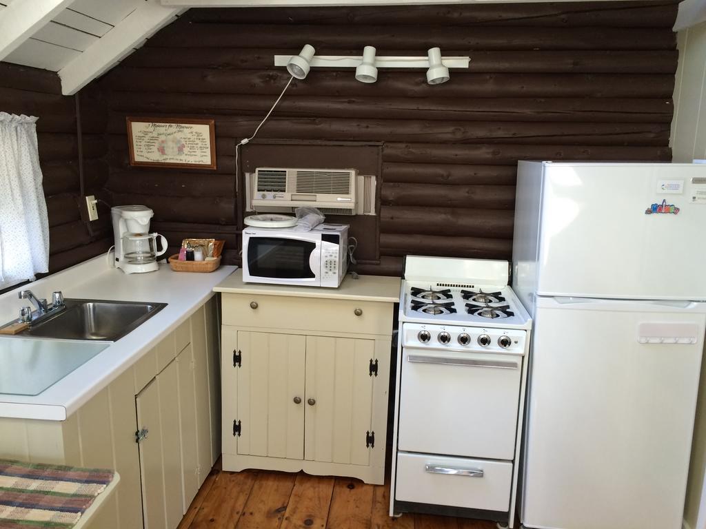 Pine Grove Cottages Lincolnville Esterno foto